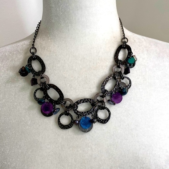 Edgy Gunmetal Hammered Textured Loop Linked Chain Necklace Purple Teal Vintage - Picture 1 of 16